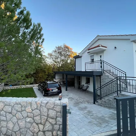 Apartment Maja Dobrinj